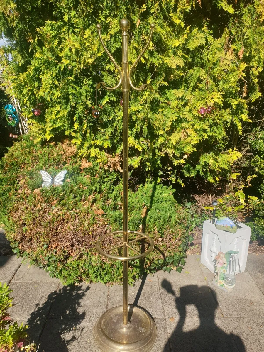 Vintage brass stand - Image 2
