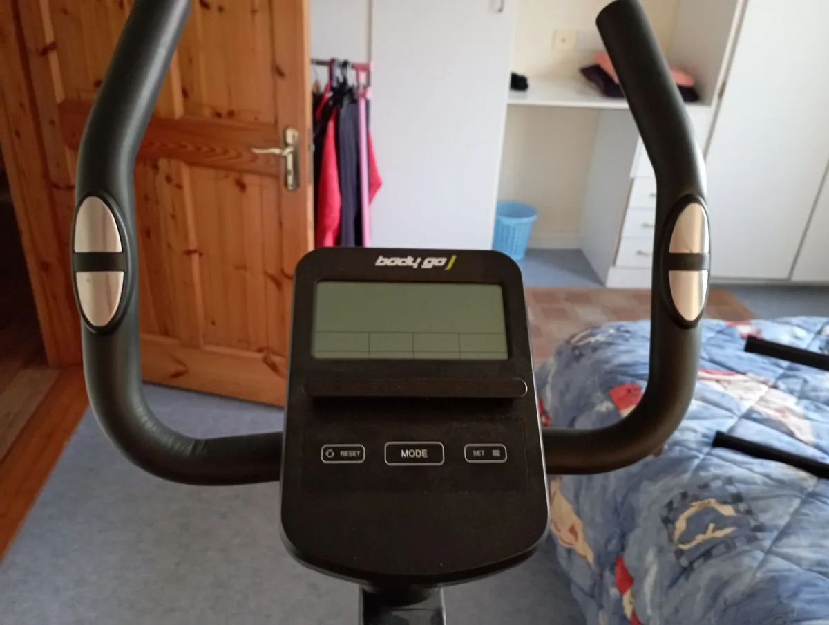 Exercise bike - Image 4