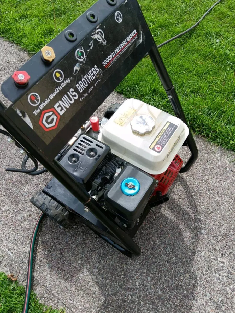 Genius Brothers Power Washer - Image 2
