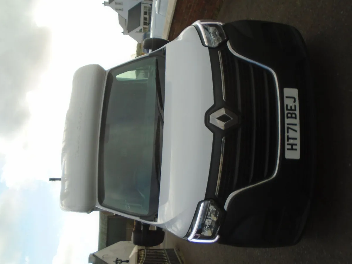 2021 Renault Master LOWLOADER LUTON - Image 1