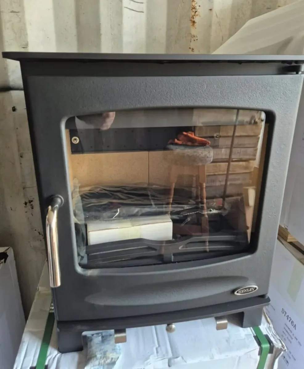 Henley  stove  with boiler