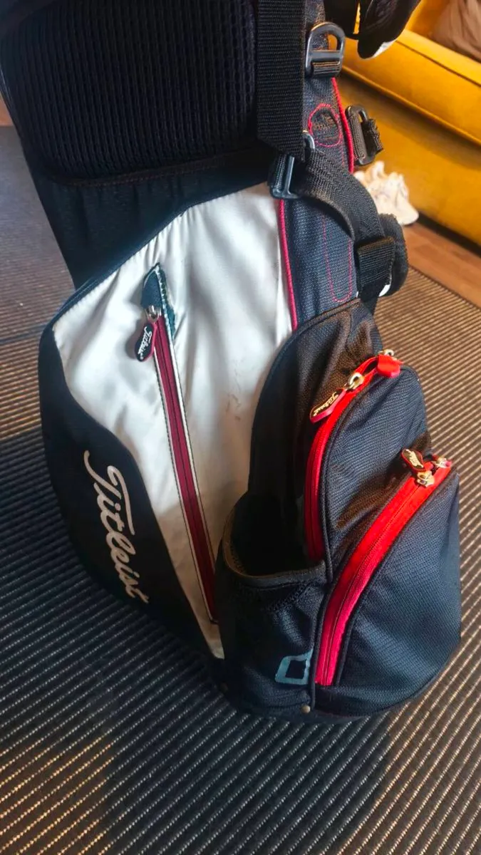 Titleist stand bag - Image 2