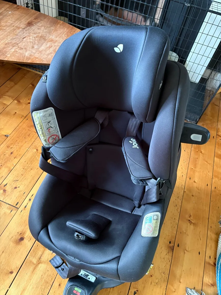 Joie i-spin 360 car seat (black) - Image 4
