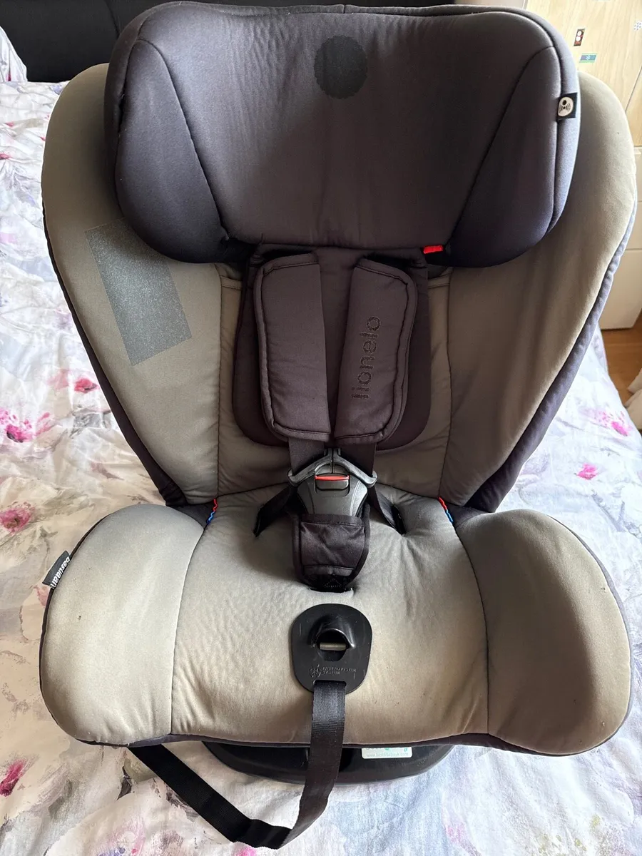 Lionelo Bastiaan car seat - Image 1