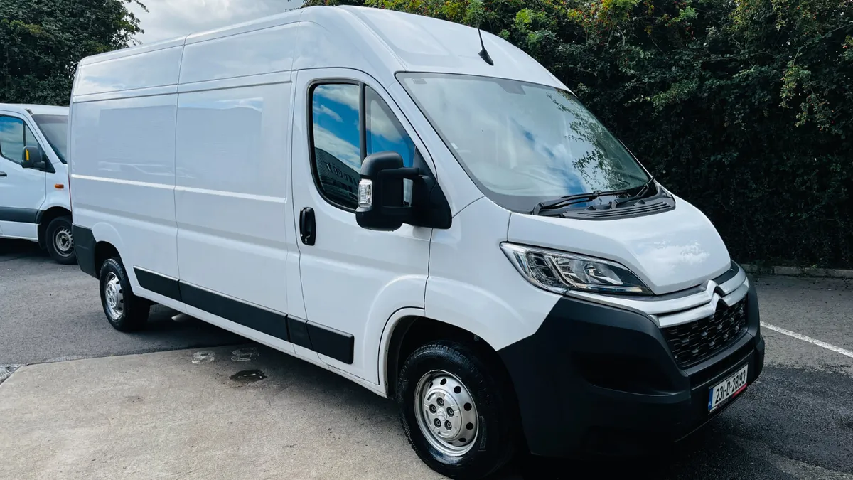 2023 Citroen Relay JUMPER 33 L3H2 BLUEHDI 140 - Image 1