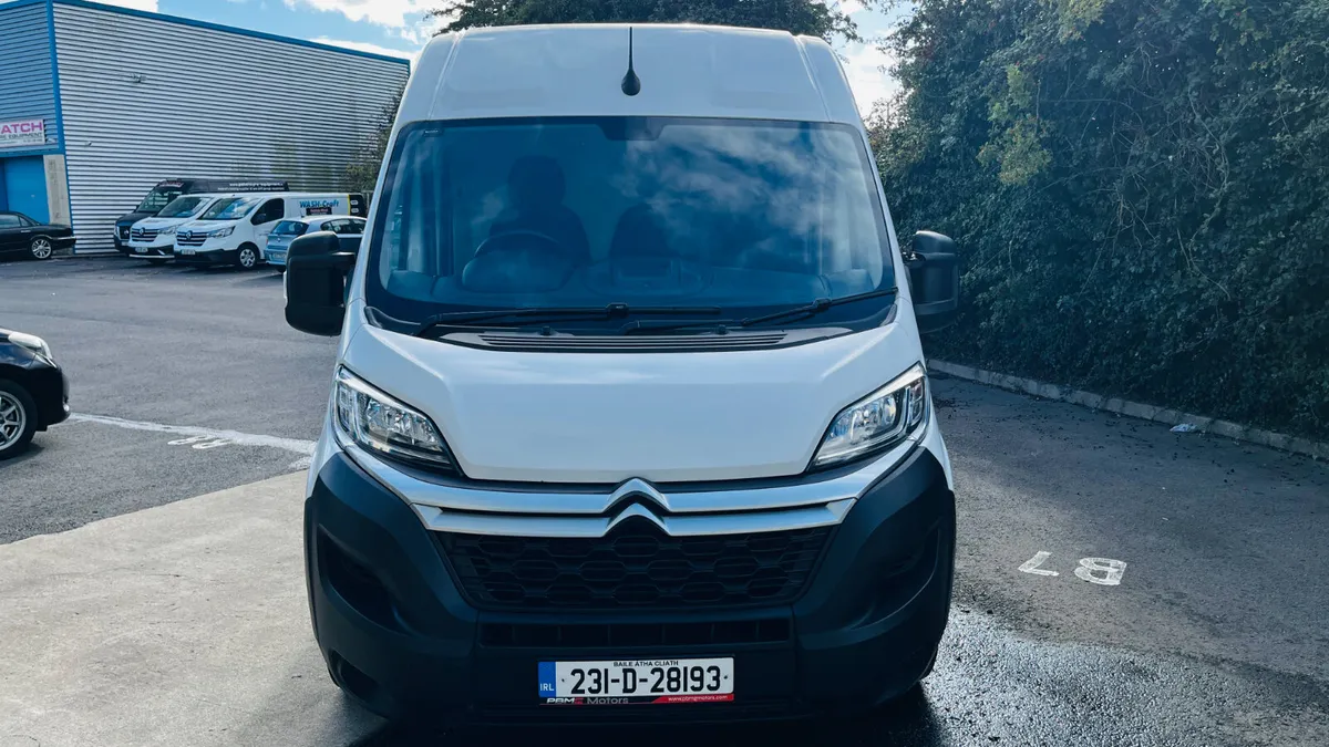 2023 Citroen Relay JUMPER 33 L3H2 BLUEHDI 140 - Image 2
