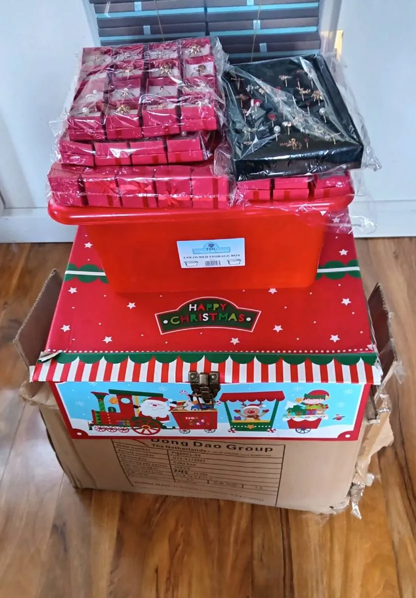 Job Lot of Christmas Stock - Image 3