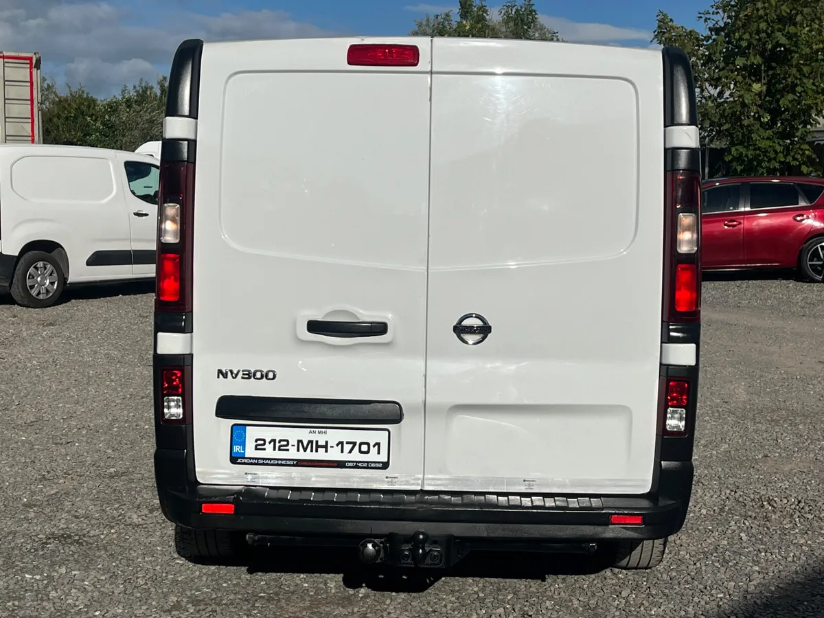2021 NISSAN NV300 2.0 TWIN TURBO AUTOMATIC - Image 4