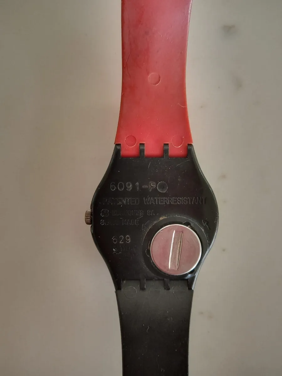 Pair of Vintage 1980s Swatch Watches - Image 3