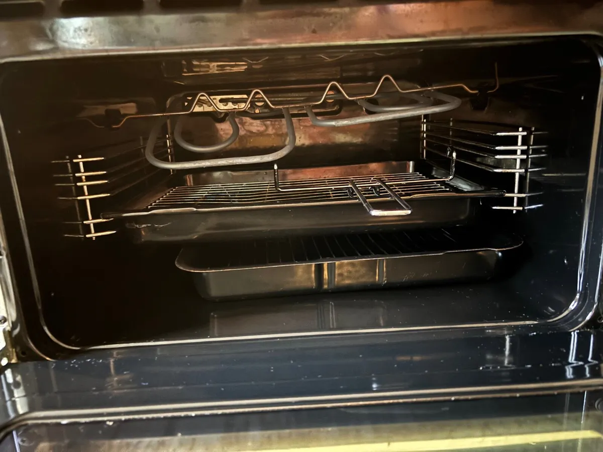 Double oven and hob - Image 2