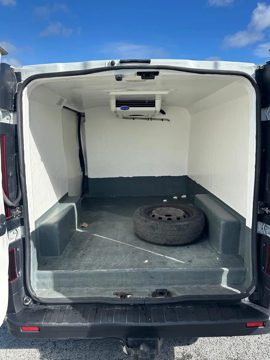 Renault Trafic 2020 2.0D Fridge - Image 4
