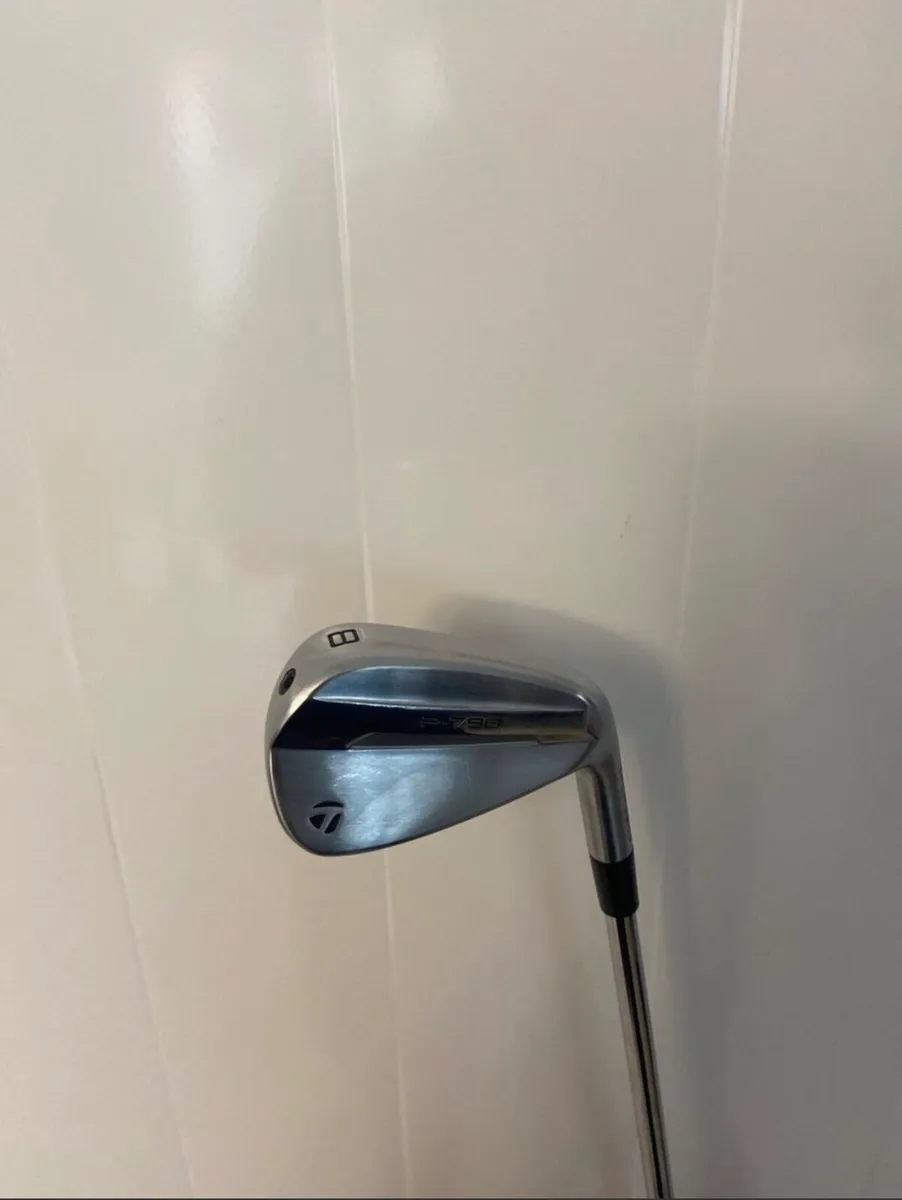 P790 Irons Mint (Price is negotiable) - Image 3
