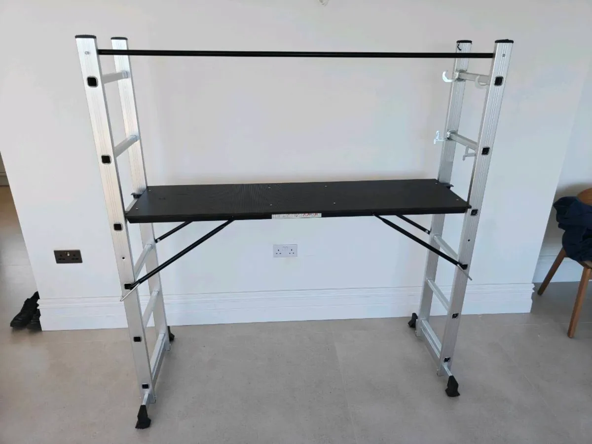 Scaffolding platform - Image 1