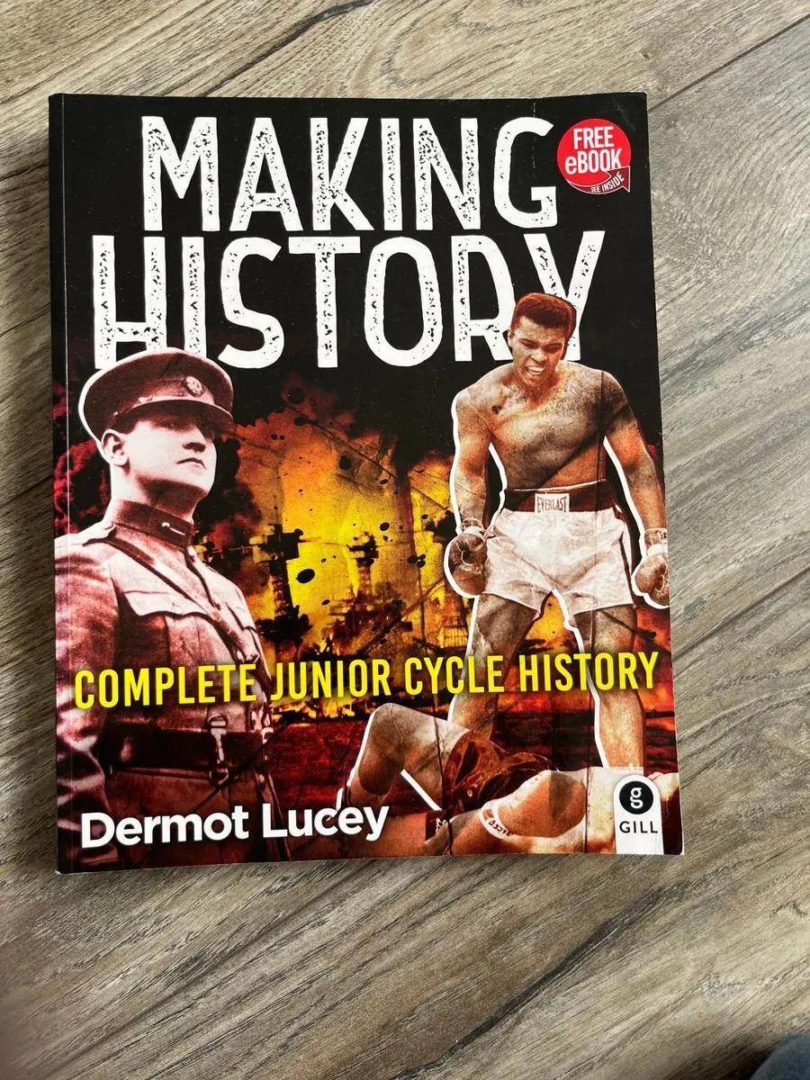 NEVER USED Junior Cycle school books (€15 each) - Image 4