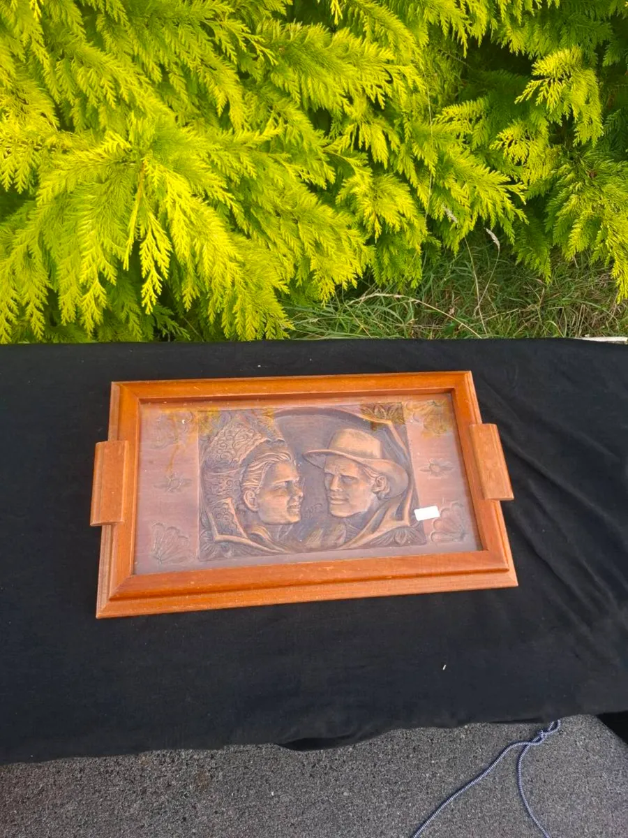 Engraved tea tray postage possible