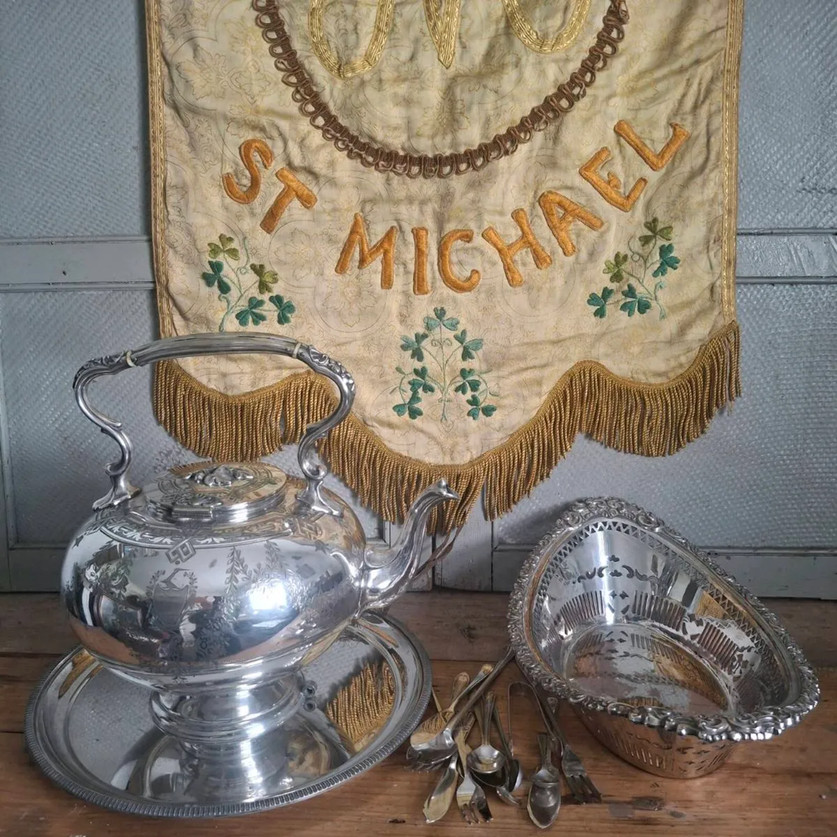 Job Lot of Vintage & Antique Silverplate - Image 1