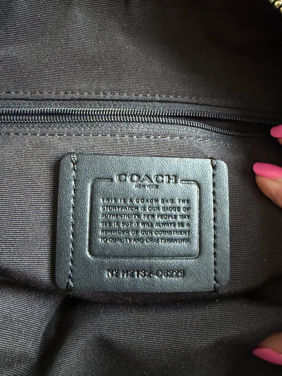 Coach black handbag - Image 4