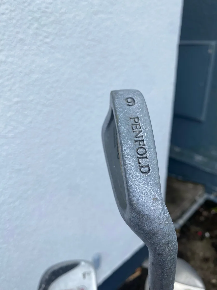 Full set of golf clubs with bag - Image 4