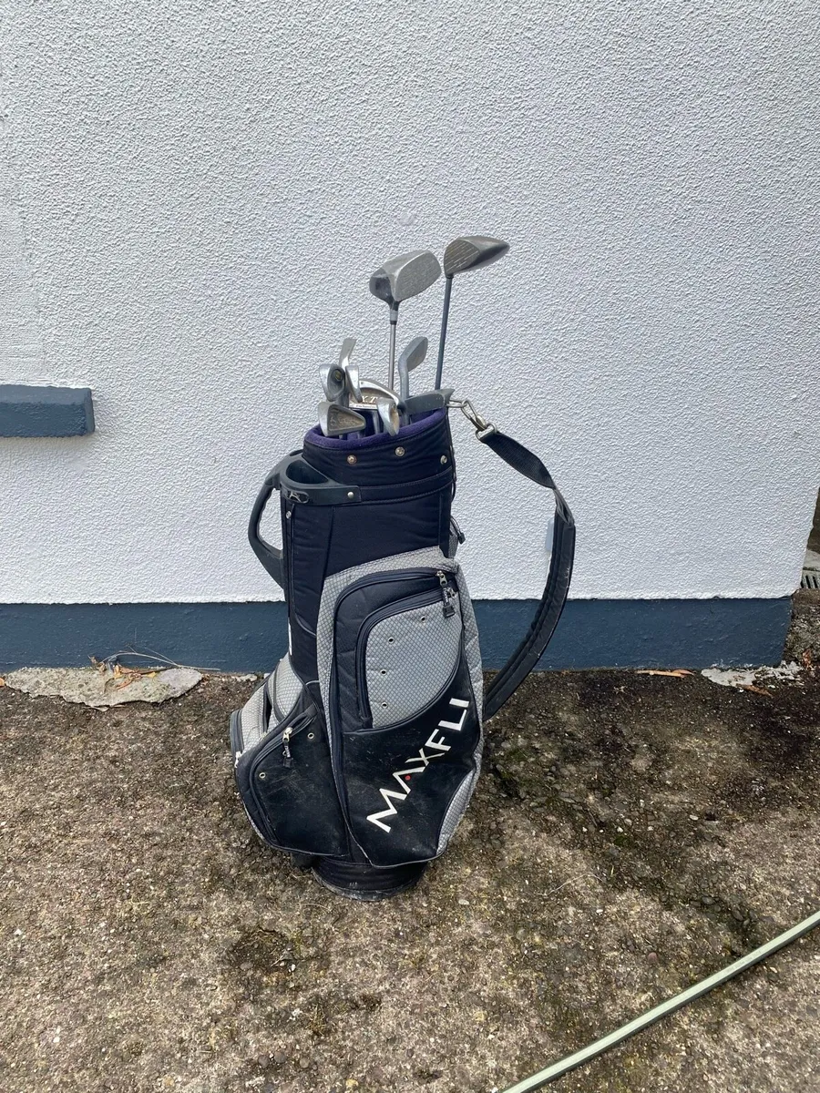 Full set of golf clubs with bag - Image 1