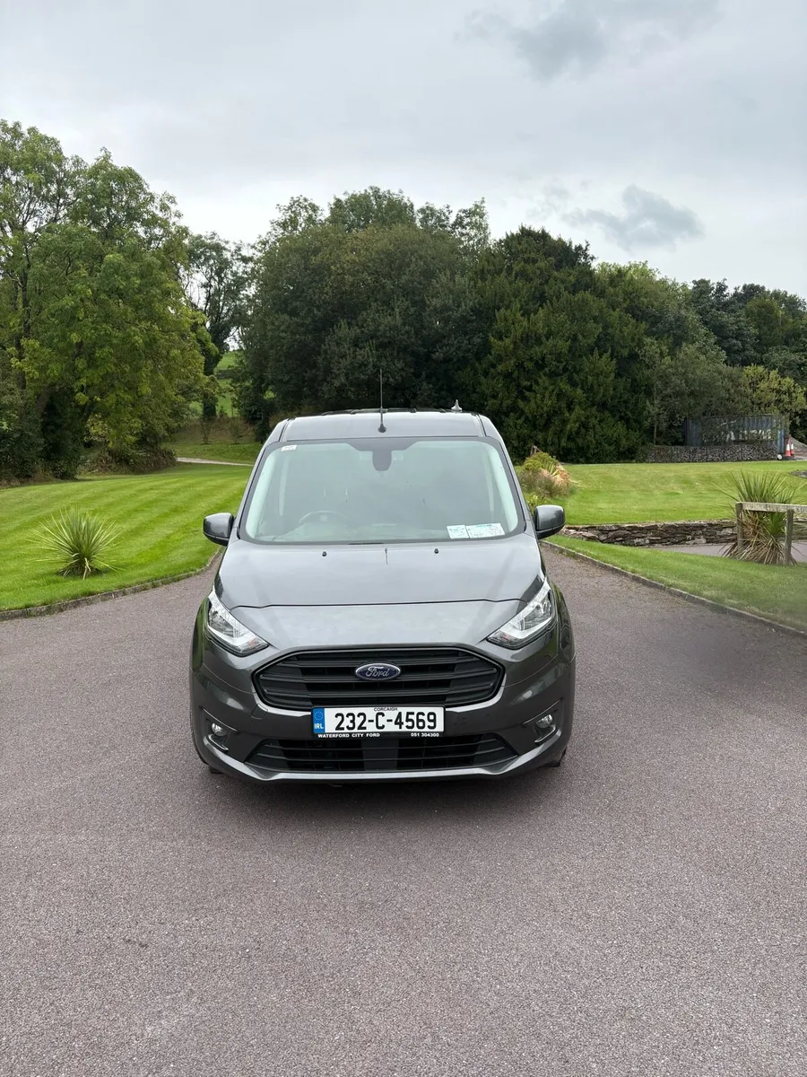 232 Ford Transit Connect 1.5 TDCI High Spec - Image 2