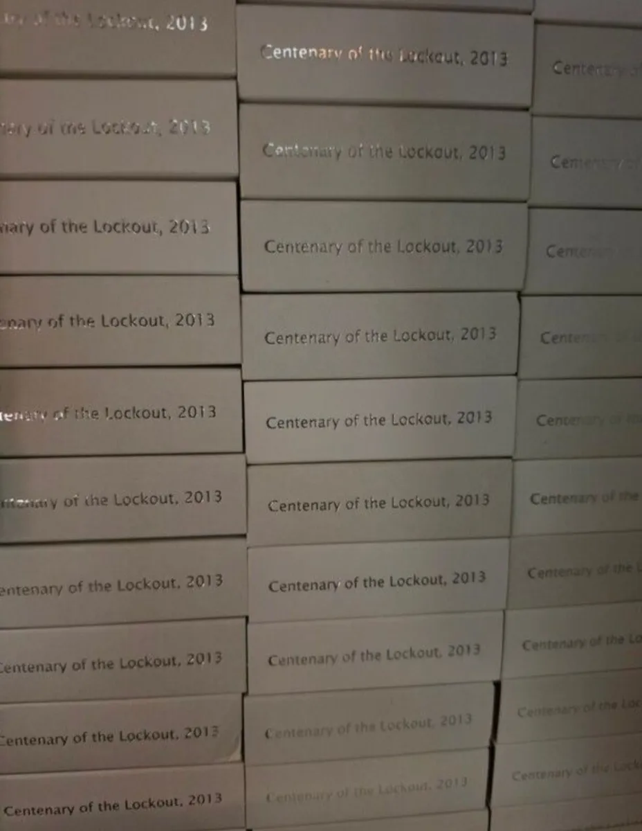 50X Central Bank 1913 Lockout Silver Coins - Image 4