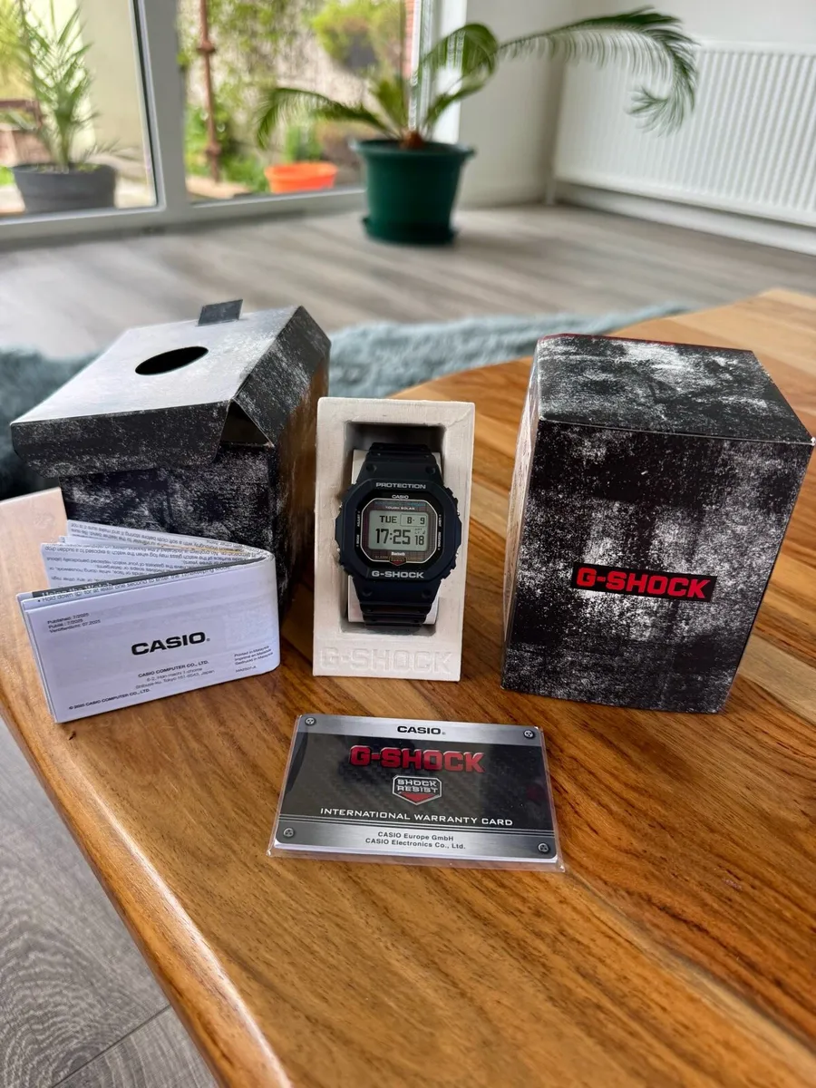 G SHOCK GW-BX5600-1 like new - Image 3