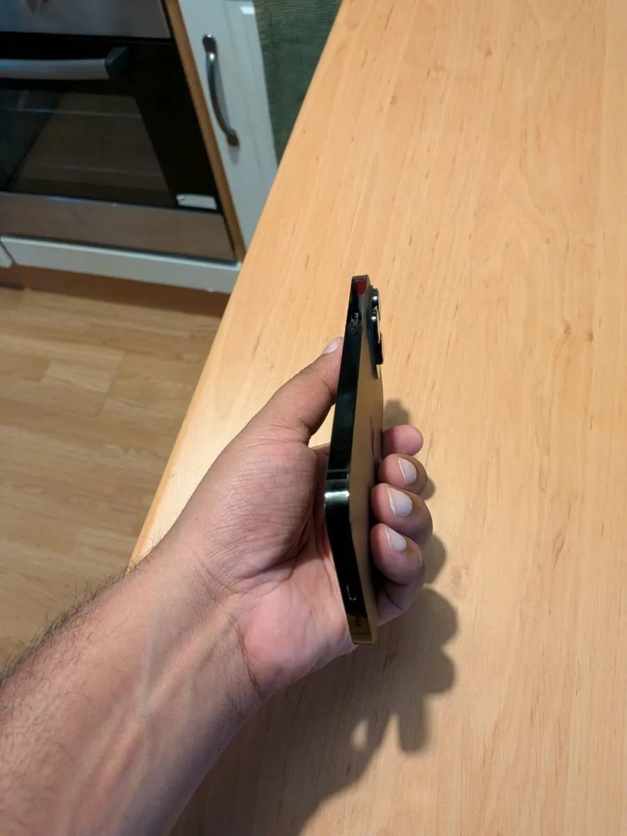 iPhone 14 Pro Max - Image 2