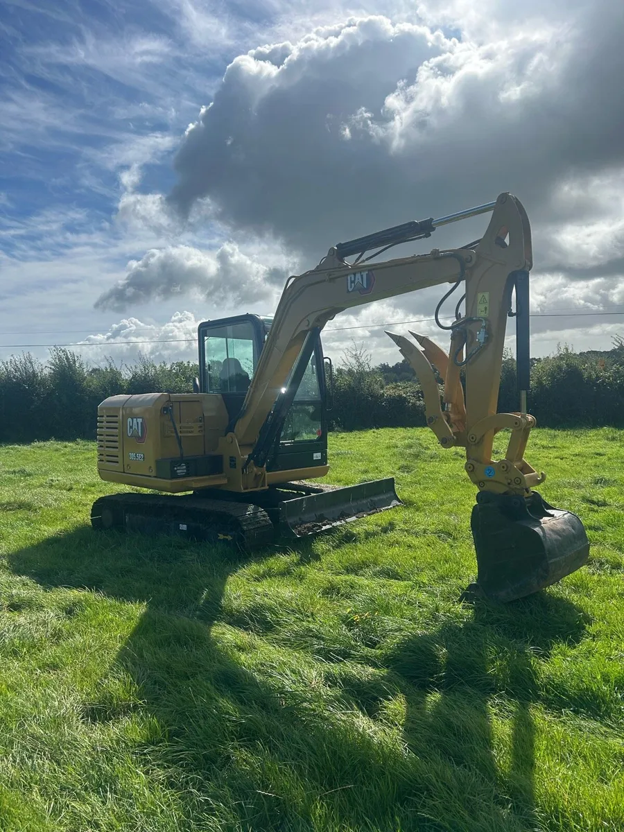 Cat 5.5 Ton digger (No Vat) - Image 4