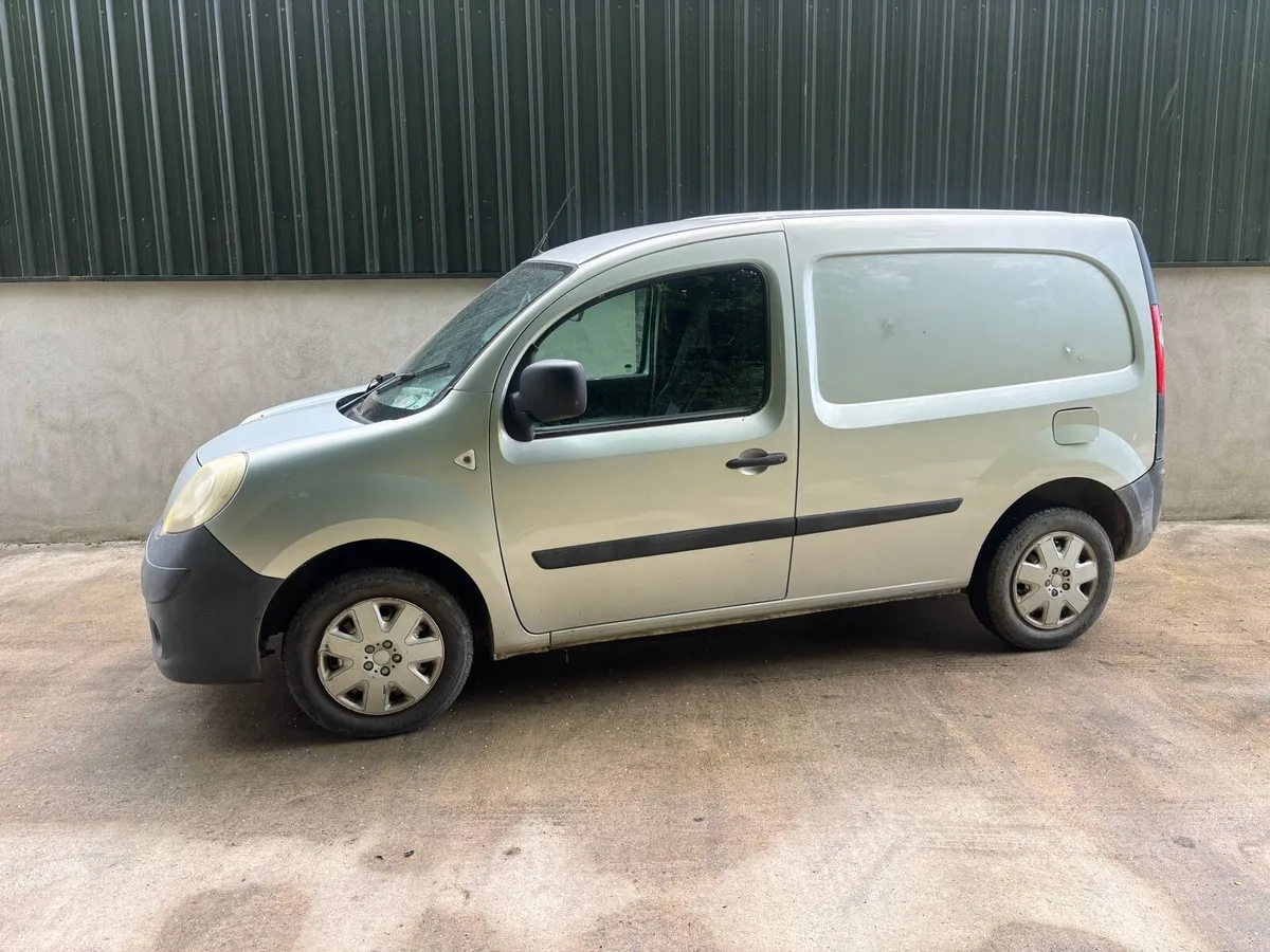 Van for sale - Image 2
