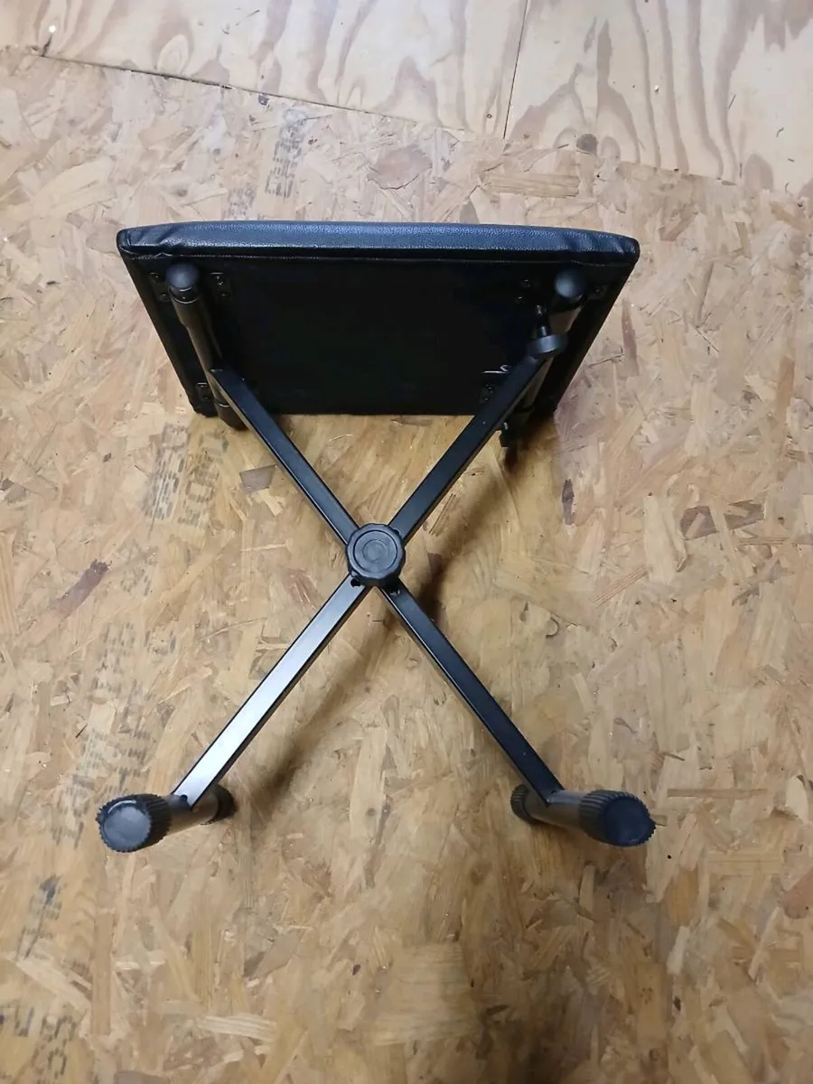Music Stool - Image 2