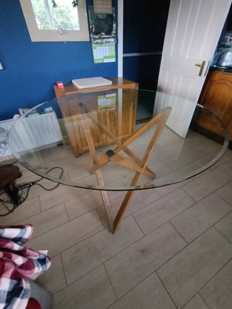 Oak base glass Table - Image 1