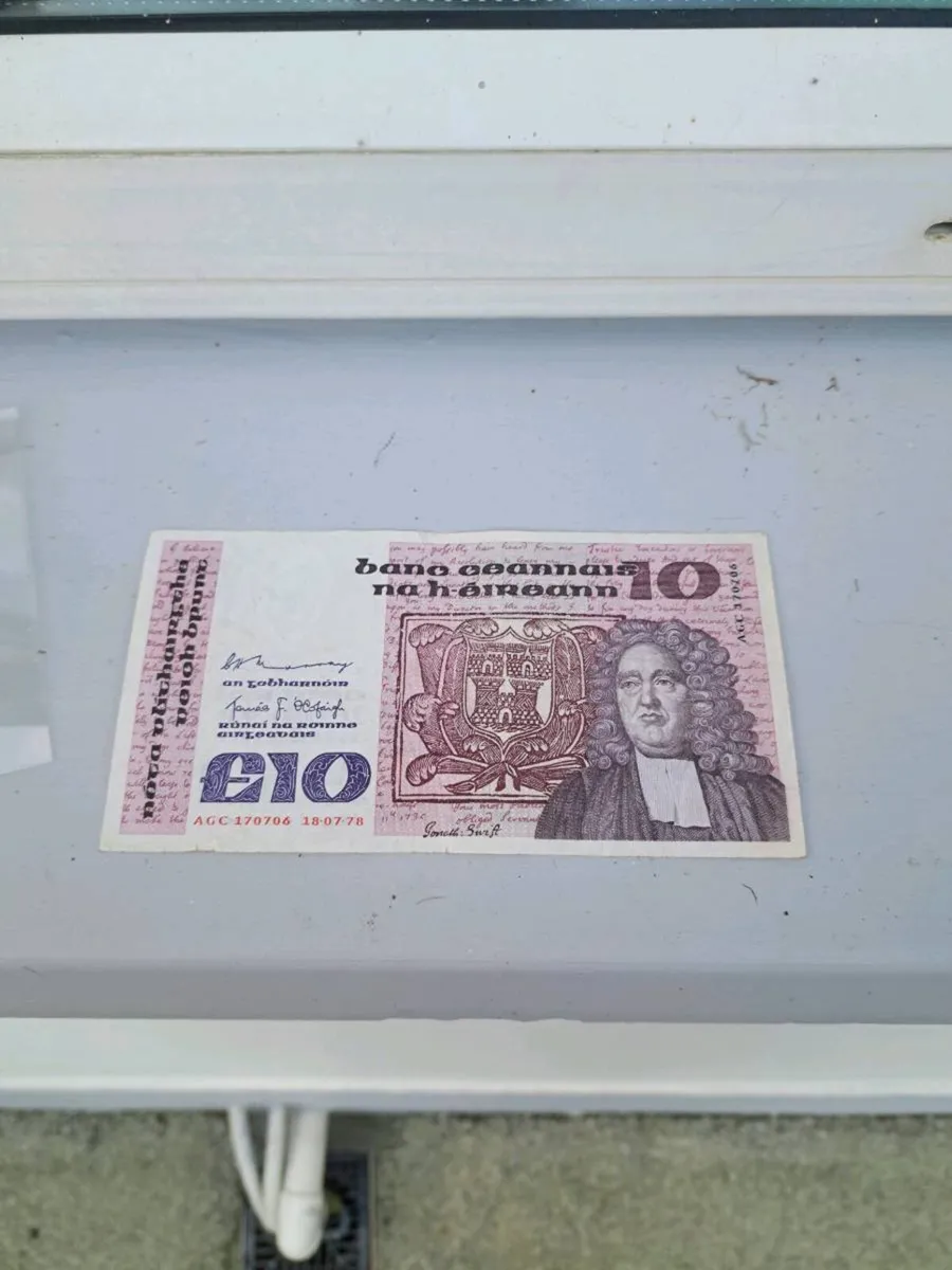 Old £10 pound noat - Image 2