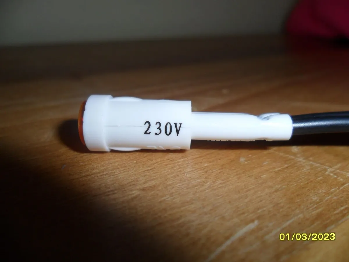 pilot yellow light 230V - Image 3