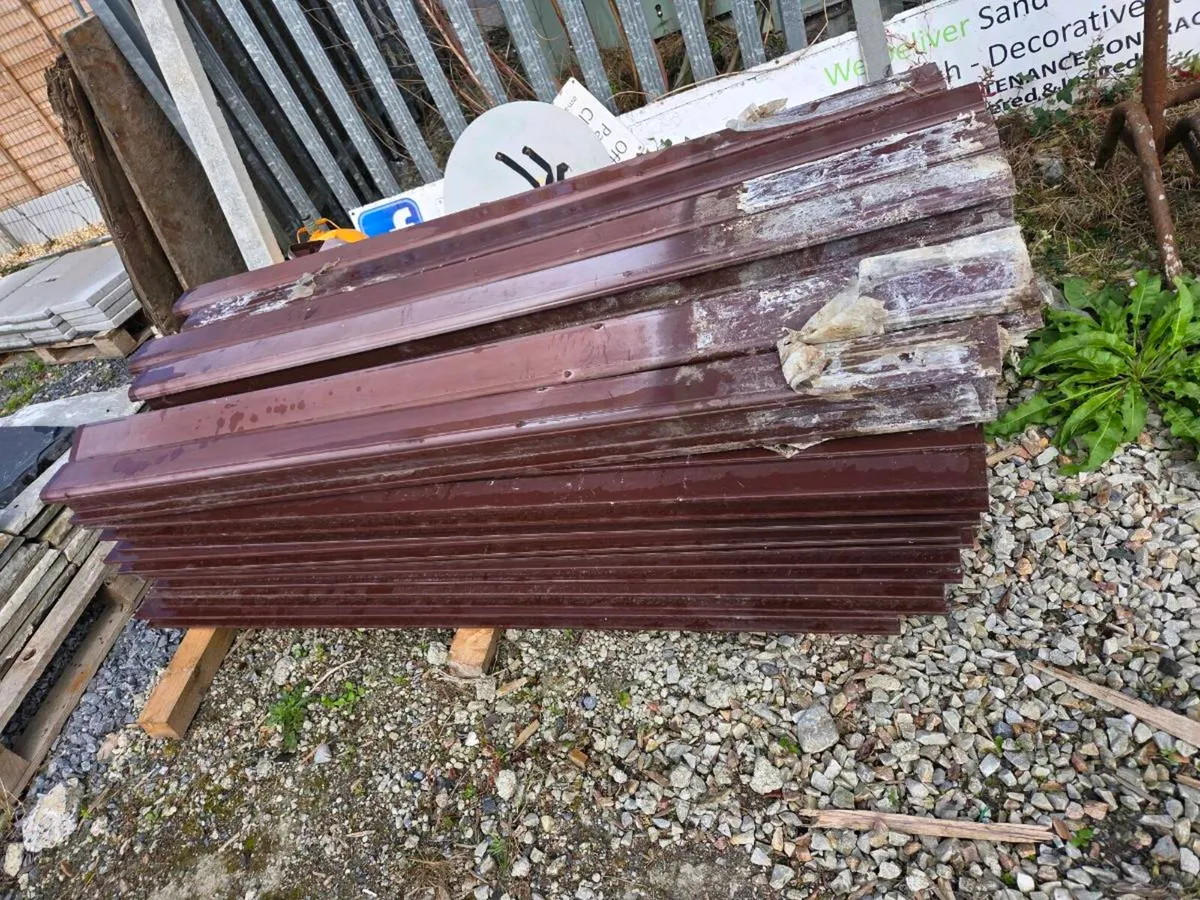 Second hand brown pvc fencing - Image 3