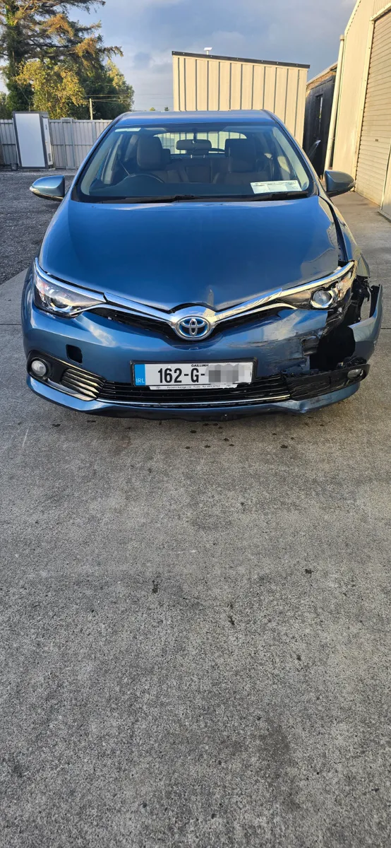 162 TOYOTA AURIS HYBRID - Image 3