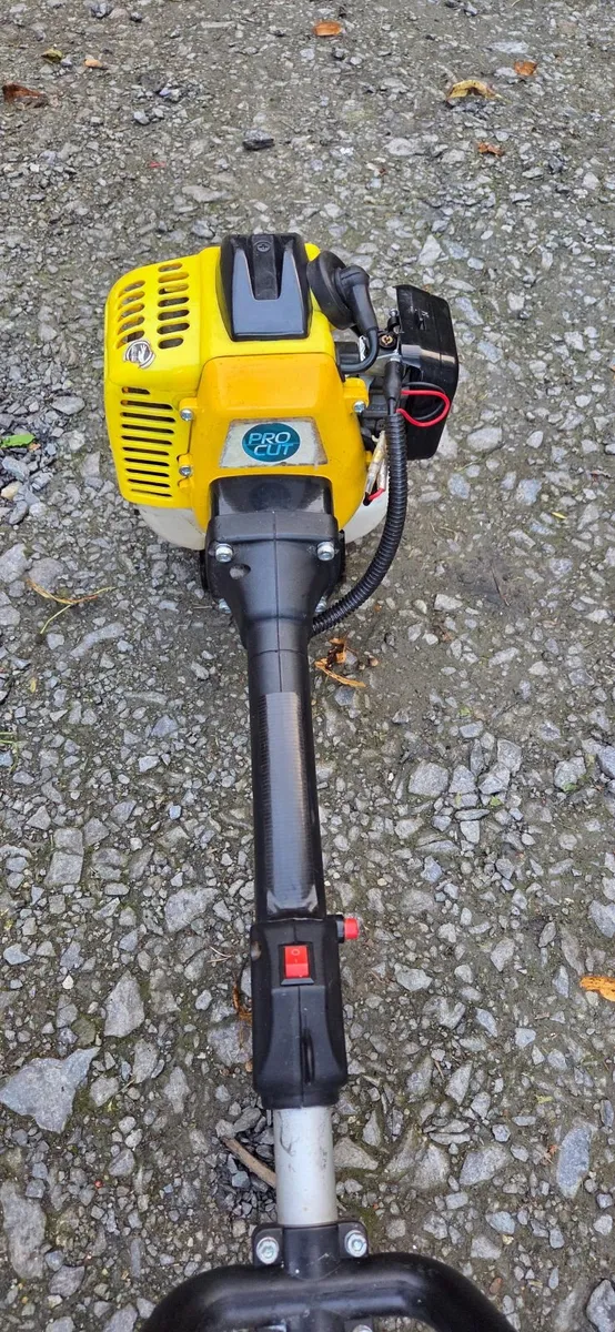 Small hedge trimmer - Image 1