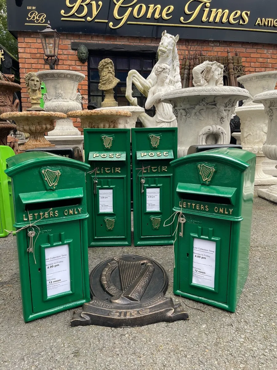 The Collins Irish 🇮🇪 post box - Image 2