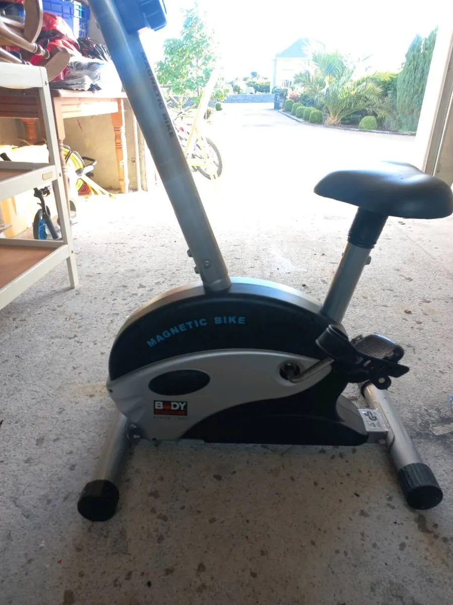 Gym equipment - Image 4