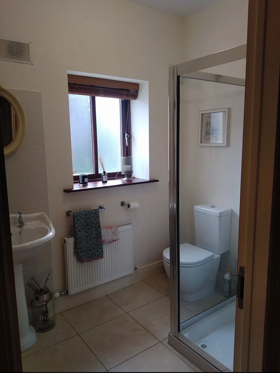 Room to rent - Image 4