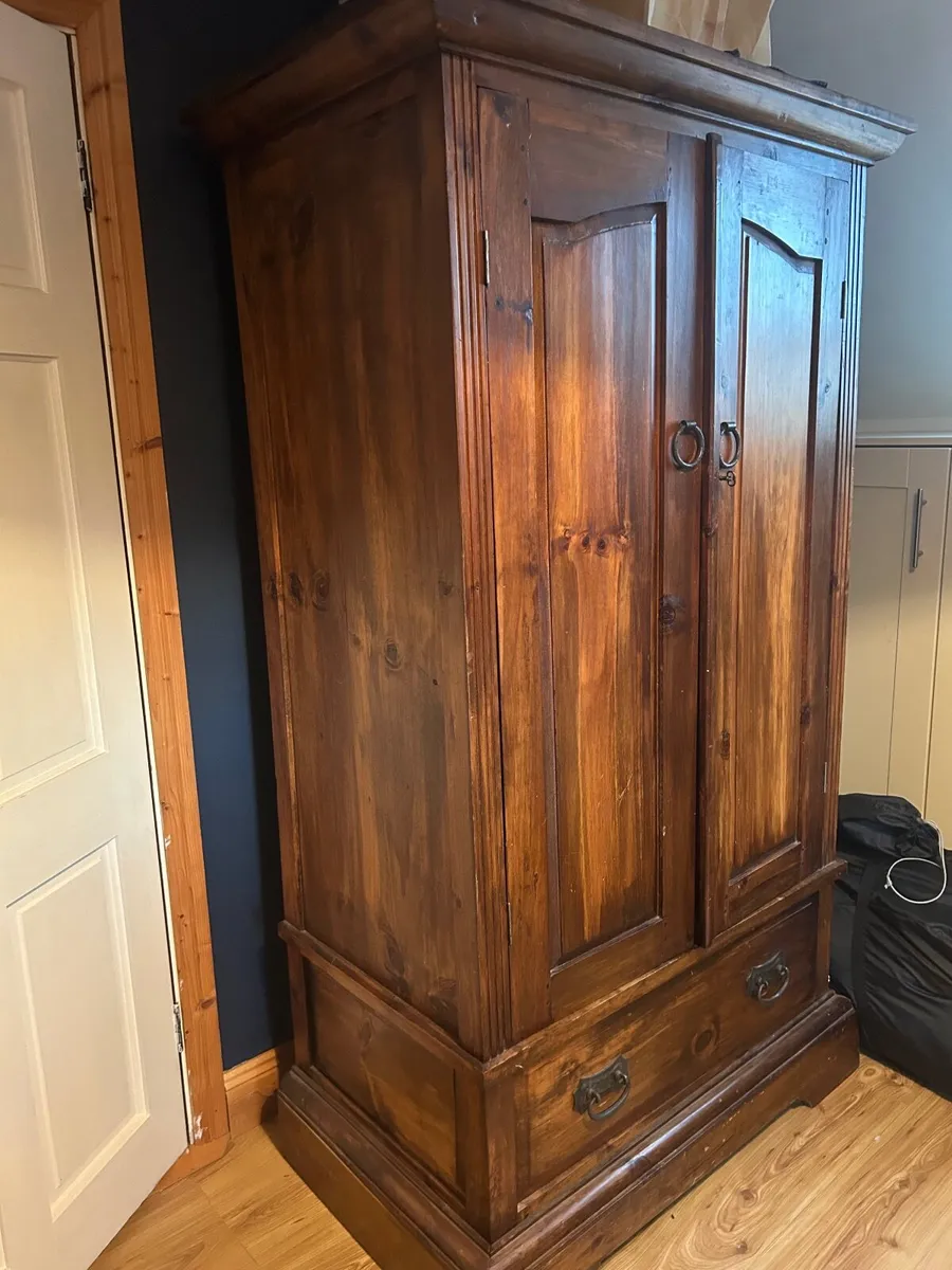 Bedroom furniture - Image 3