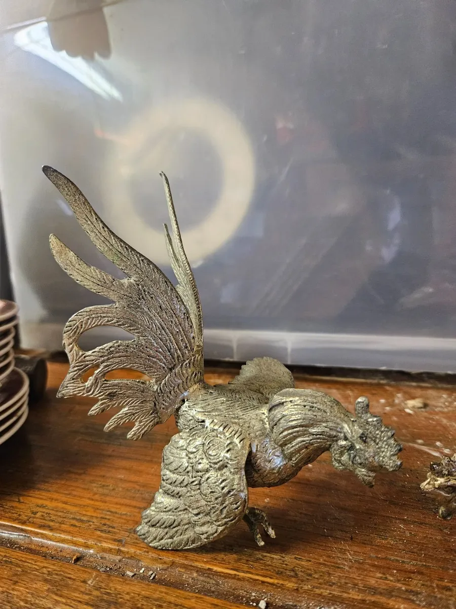 Vintage Metal Fighting Cockrels - Image 3