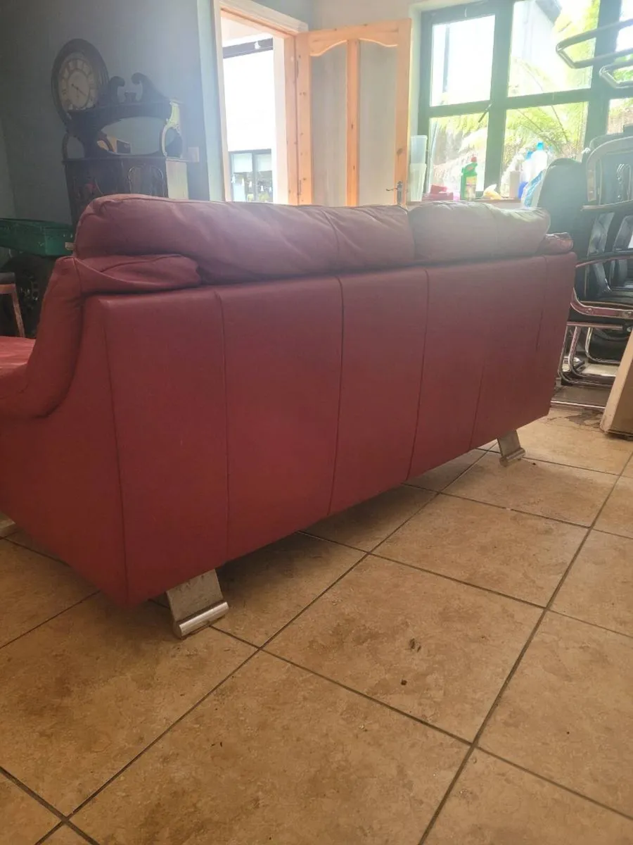 Italian leather couches - Image 3