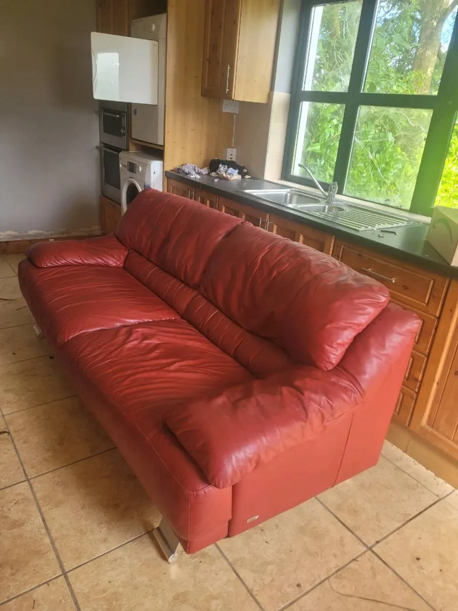 Italian leather couches - Image 4