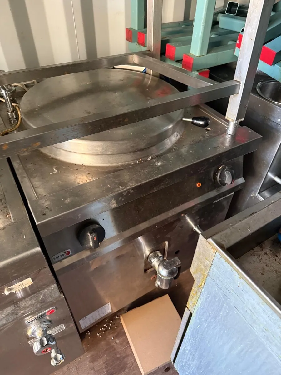 Catering equipment - Image 3