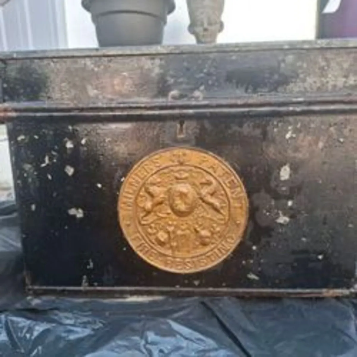 Rare Antique MILNERS SAFE CO. Liverpool Chest Safe - Image 2