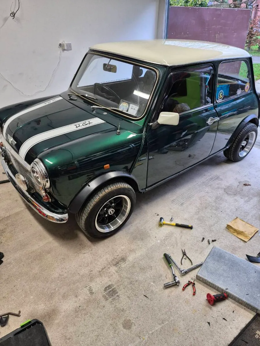 Car - Image 1