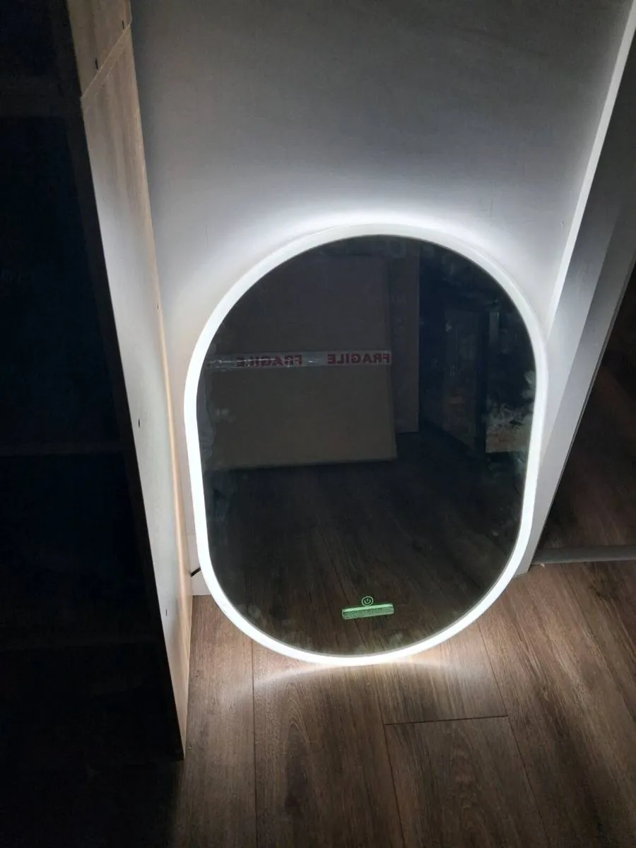 Mirror - Image 1