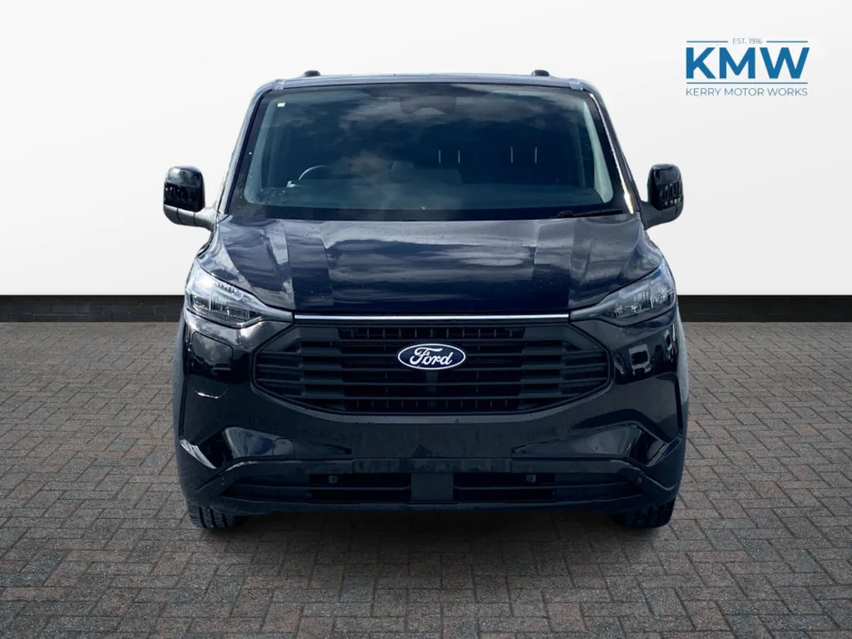 Ford Transit Custom Limited 2.5  PHEV - Image 4