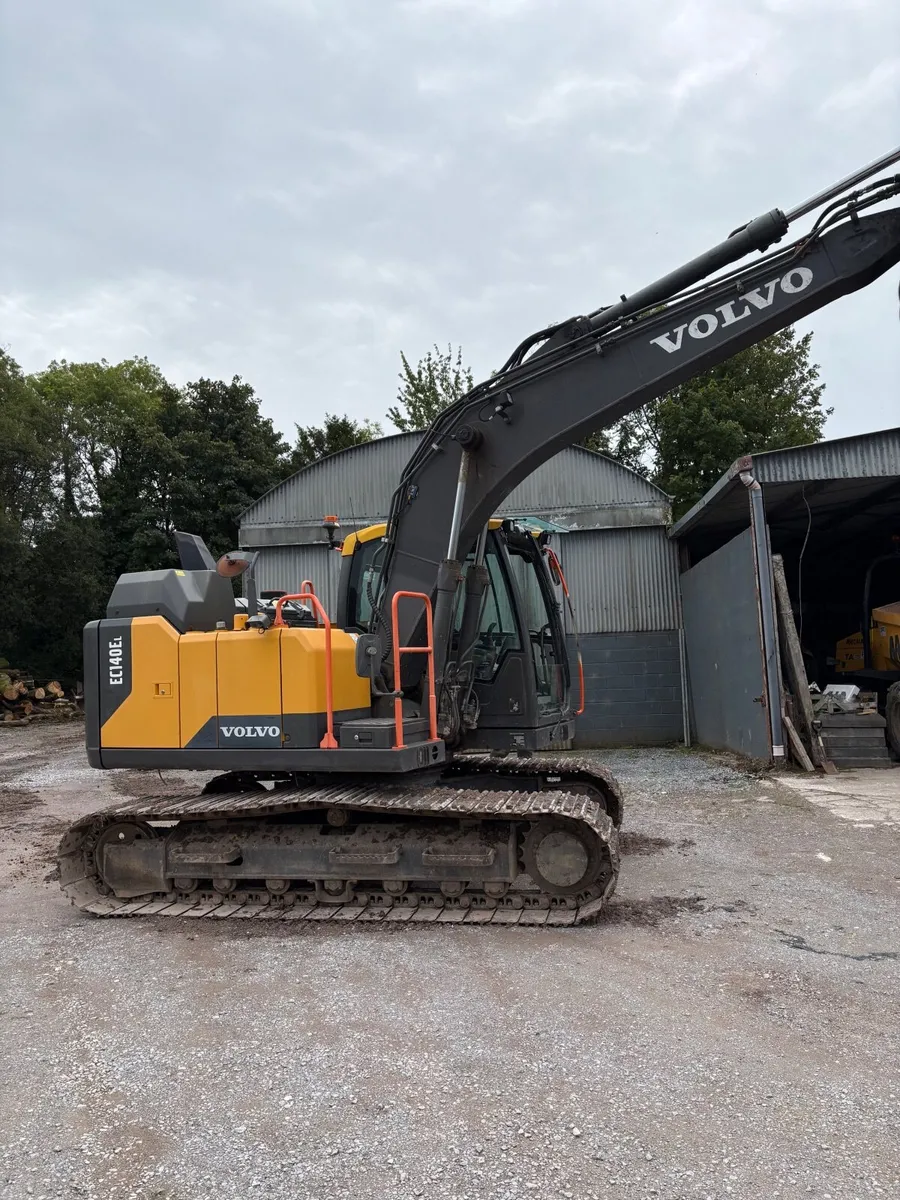 2020 14tonne Volvo Excavator - Image 4