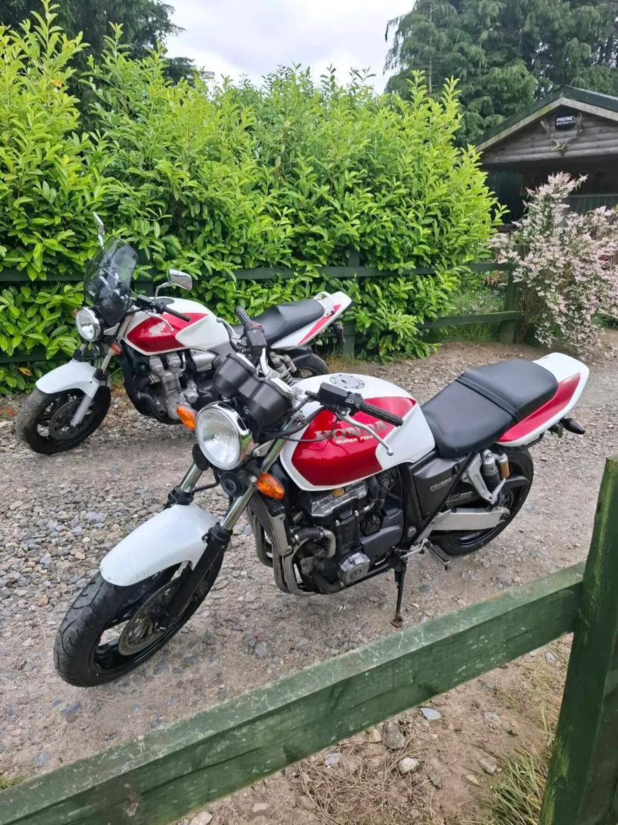 Motorcycle - Image 4